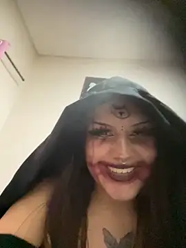 belletotosa online show from 10/15/25, 09:48