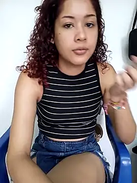 Snapshot of Caccau_scorpion chatting on 02/26/25, 07:05 Caccau scorpion online show from 02/26/25, 07:05