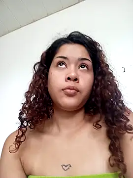 Snapshot of Caccau_scorpion chatting on 10/05/25, 02:26 Caccau scorpion online show from 10/05/25, 02:26