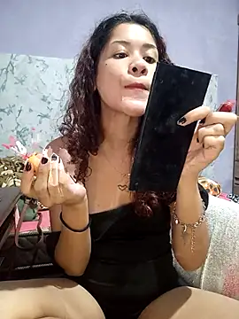 Snapshot of Caccau_scorpion chatting on 11/20/25, 02:34 Caccau scorpion online show from 11/20/25, 02:34