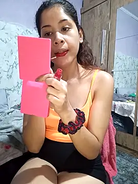 Snapshot of Caccau_scorpion chatting on 11/30/25, 10:47 Caccau scorpion online show from 11/30/25, 10:47