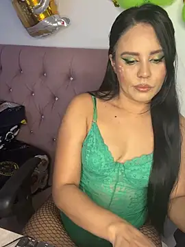 nicol jone1 online show from 03/18/26, 01:20