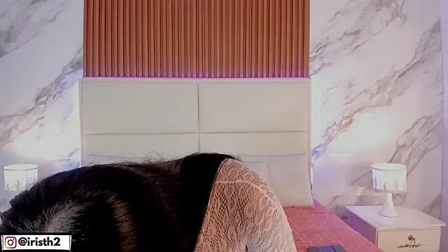 Snapshot of Iris_Thompson_ chatting on 04/12/26, 10:26 Iris Thompson online show from 04/12/26, 10:26