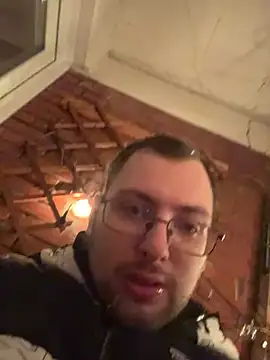 Snapshot of tipico0799 chatting on 01/19/25, 03:18 tipico0799 online show from 01/19/25, 03:18