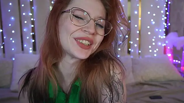 Sasha Exclusive online show from 02/17/25, 04:09