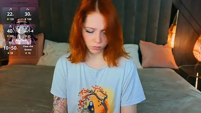 Snapshot of Sasha_Exclusive chatting on 11/14/25, 02:05 Sasha Exclusive online show from 11/14/25, 02:05