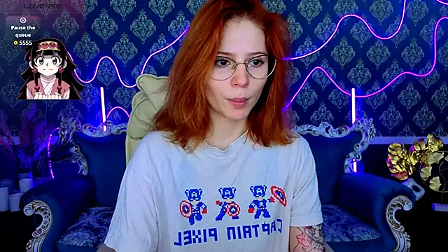 Snapshot of Sasha_Exclusive chatting on 12/01/25, 01:49 Sasha Exclusive online show from 12/01/25, 01:49