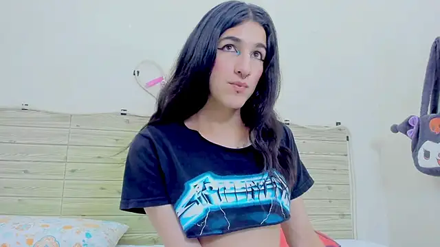 Evil Queen13 online show from 12/05/25, 07:43