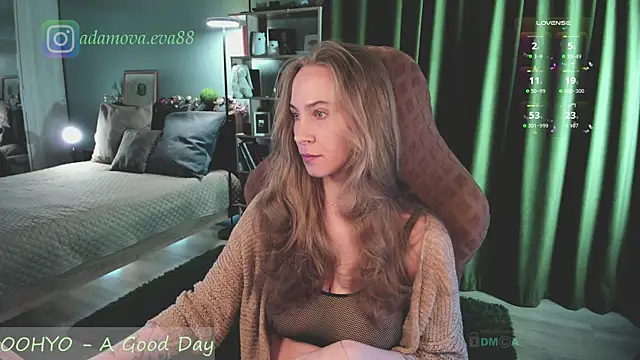 Snapshot of _Eva_Adama chatting on 04/05/26, 07:11 Eva Adama online show from 04/05/26, 07:11