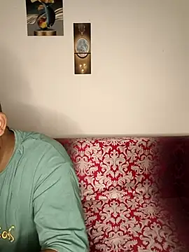 Snapshot of deepika-roy chatting on 04/18/26, 07:58 deepika-roy online show from 04/18/26, 07:58