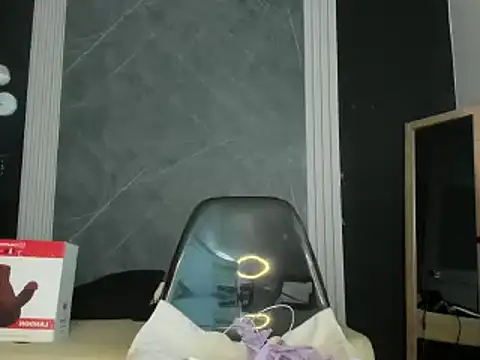 Snapshot of YummyDuooo chatting on 02/27/25, 12:56 YummyDuooo online show from 02/27/25, 12:56