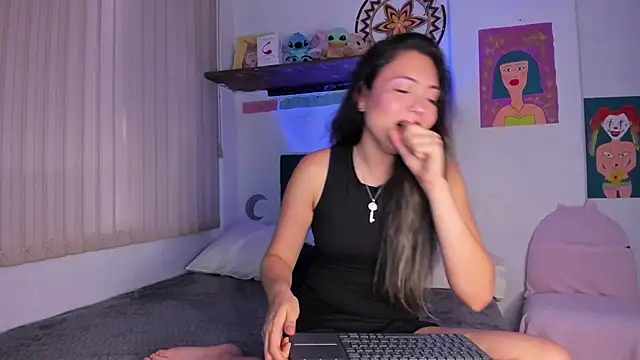 Snapshot of azumi_cutiepie_ chatting on 02/27/25, 05:15 azumi cutiepie online show from 02/27/25, 05:15