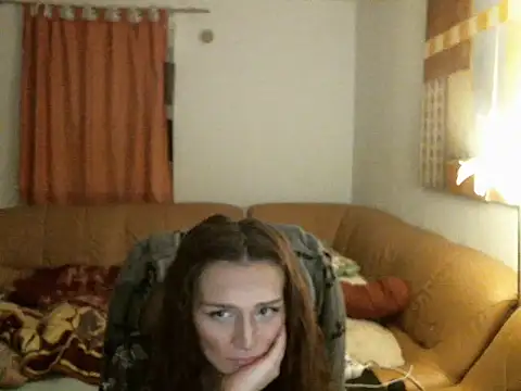 Snapshot of ludovika09 chatting on 05/19/26, 08:26 ludovika09 online show from 05/19/26, 08:26