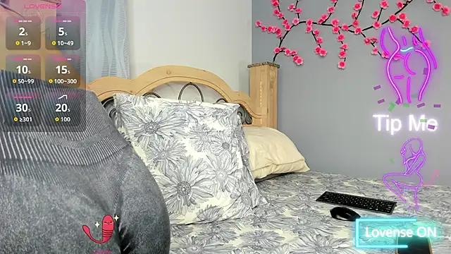 Snapshot of Angel_1997 chatting on 10/03/25, 12:51 Angel 1997 online show from 10/03/25, 12:51