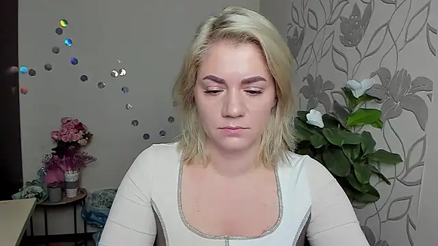 Snapshot of MariaSttone chatting on 12/03/25, 11:30 MariaSttone online show from 12/03/25, 11:30