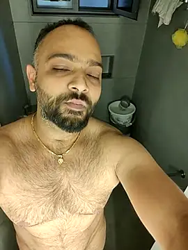 rahulGJ03 online show from 03/07/25, 01:53