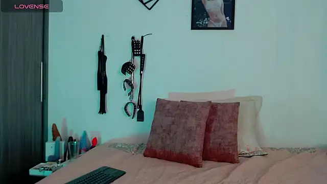 Snapshot of Alisson_Beckett chatting on 02/21/25, 06:37 Alisson Beckett online show from 02/21/25, 06:37