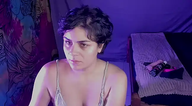 isabelacooperr online show from 01/18/25, 04:48