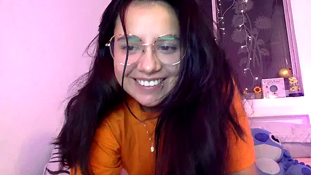 Snapshot of Mariasool chatting on 12/18/24, 08:20 Mariasool online show from 12/18/24, 08:20