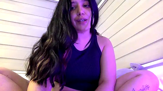 Snapshot of Mariasool chatting on 09/11/25, 04:34 Mariasool online show from 09/11/25, 04:34