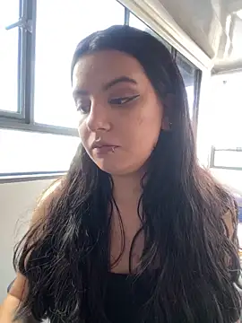 Snapshot of Mariasool chatting on 11/21/25, 04:38 Mariasool online show from 11/21/25, 04:38