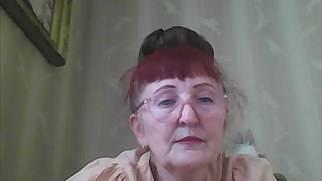 Snapshot of TanyaSweet634 chatting on 06/10/26, 05:28 TanyaSweet634 online show from 06/10/26, 05:28