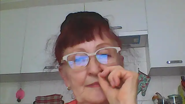 Snapshot of TanyaSweet634 chatting on 06/18/26, 06:35 TanyaSweet634 online show from 06/18/26, 06:35