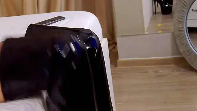 FeetVibe online show from 02/15/25, 09:38