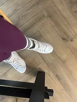 FeetVibe online show from 11/04/25, 08:02