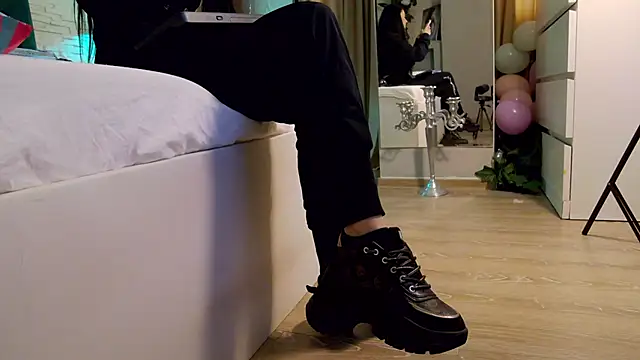 FeetVibe online show from 12/05/25, 08:23