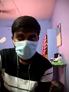 Snapshot of Tamilandteluguboy14 chatting on 12/30/24, 06:42 Tamilandteluguboy14 online show from 12/30/24, 06:42