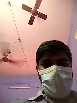 Snapshot of Tamilandteluguboy14 chatting on 01/10/25, 07:04 Tamilandteluguboy14 online show from 01/10/25, 07:04