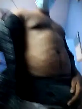 Snapshot of Tamilandteluguboy14 chatting on 01/18/25, 10:17 Tamilandteluguboy14 online show from 01/18/25, 10:17