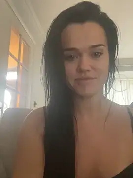 Snapshot of English-Chloe96 chatting on 12/16/24, 10:08 English-Chloe96 online show from 12/16/24, 10:08