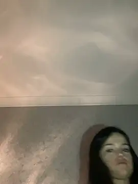 Snapshot of English-Chloe96 chatting on 01/14/25, 08:37 English-Chloe96 online show from 01/14/25, 08:37