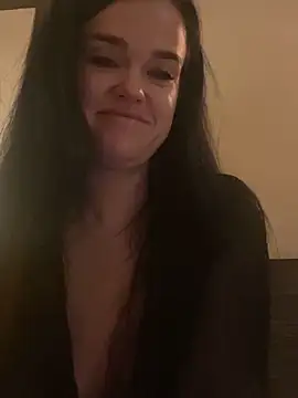 Snapshot of English-Chloe96 chatting on 02/26/25, 02:25 English-Chloe96 online show from 02/26/25, 02:25