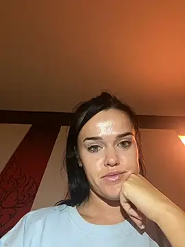 Snapshot of English-Chloe96 chatting on 03/03/25, 01:20 English-Chloe96 online show from 03/03/25, 01:20