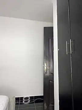 Snapshot of prettiepearl chatting on 02/09/26, 08:02 prettiepearl online show from 02/09/26, 08:02