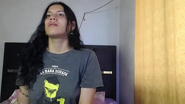 Snapshot of realshy-Stepsis chatting on 04/21/26, 12:55 realshy-Stepsis online show from 04/21/26, 12:55