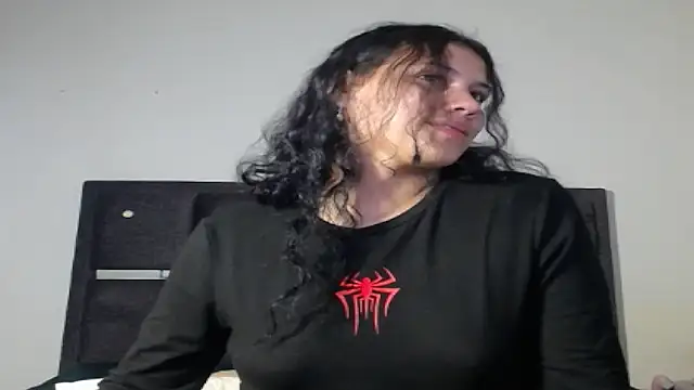 Snapshot of realshy-Stepsis chatting on 06/19/26, 01:15 realshy-Stepsis online show from 06/19/26, 01:15