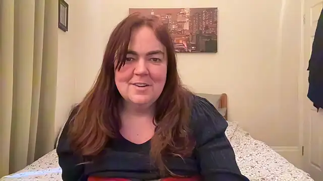 curvy-milf-abbie online show from 02/12/25, 12:01