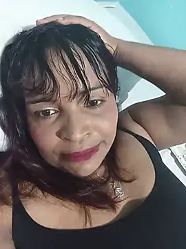 Snapshot of _violetta_- chatting on 07/06/26, 11:40 violetta - online show from 07/06/26, 11:40