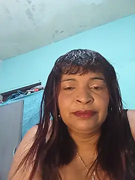 Snapshot of _violetta_- chatting on 07/10/26, 01:32 violetta - online show from 07/10/26, 01:32