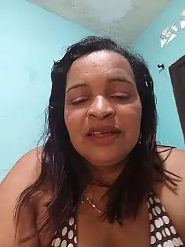 Snapshot of _violetta_- chatting on 07/10/26, 01:47 violetta - online show from 07/10/26, 01:47