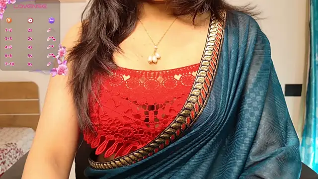 Snapshot of Punjabi_Queen1 chatting on 11/12/25, 05:52 Punjabi Queen1 online show from 11/12/25, 05:52