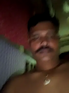 Snapshot of Vinay-kumar89 chatting on 03/15/26, 03:29 Vinay-kumar89 online show from 03/15/26, 03:29