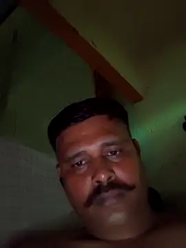 Snapshot of Vinay-kumar89 chatting on 04/10/26, 04:23 Vinay-kumar89 online show from 04/10/26, 04:23