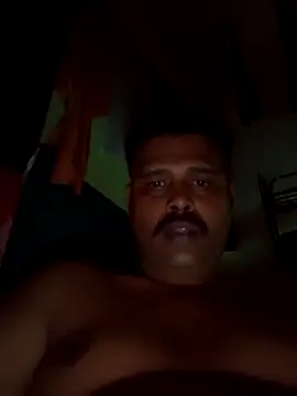 Snapshot of Vinay-kumar89 chatting on 04/13/26, 04:34 Vinay-kumar89 online show from 04/13/26, 04:34