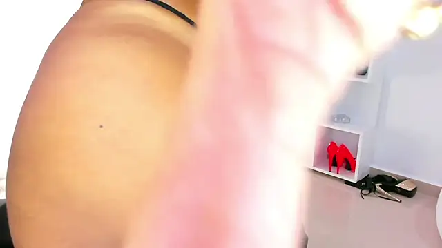 Snapshot of sofialina chatting on 03/29/26, 07:25 sofialina online show from 03/29/26, 07:25