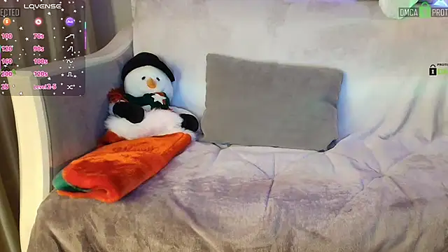 MilfeaN online show from 12/20/25, 01:40